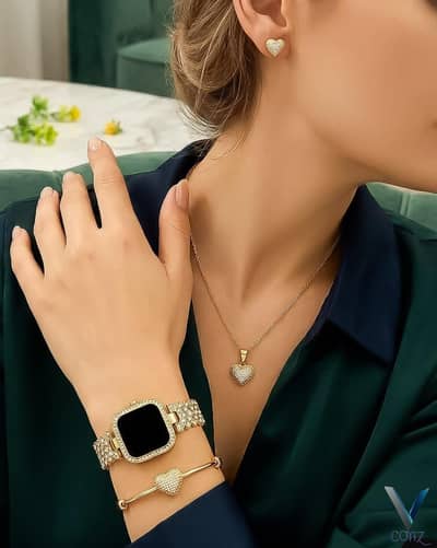 4 Pcs Luxe Jewelry Set With Diamond Watch For Girls - Gift Box