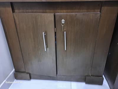 24 × 18 inches,  Office Side table for Sale