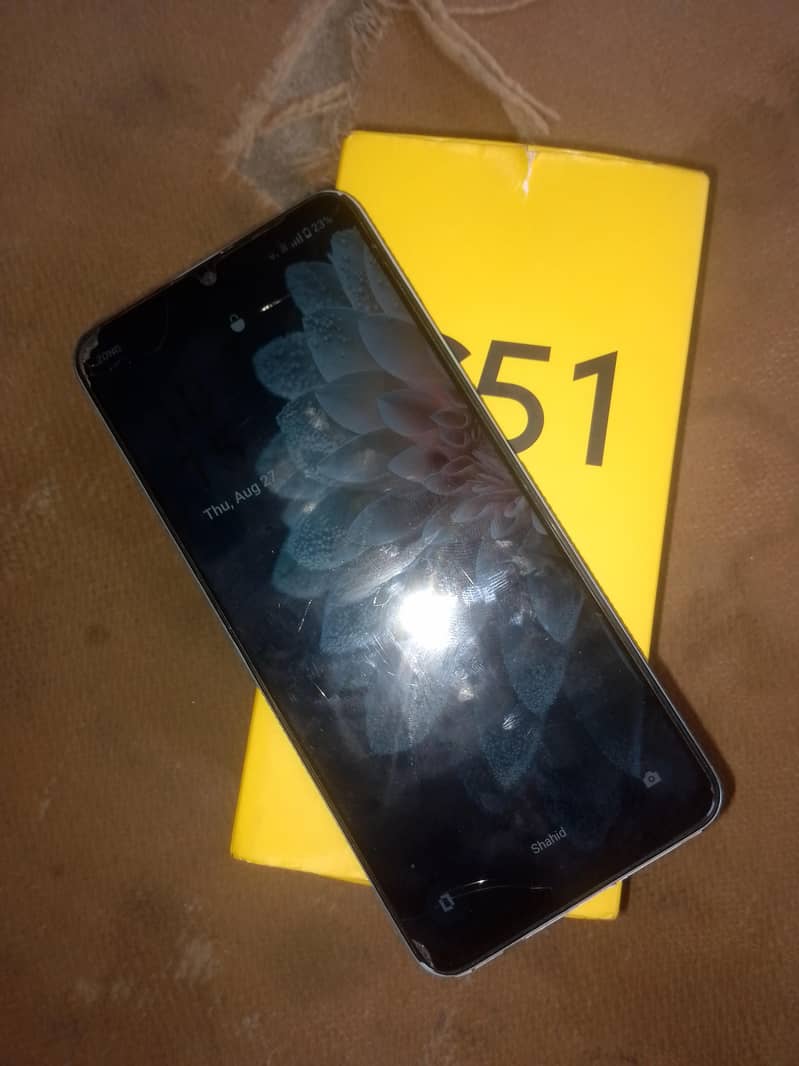 realme 0