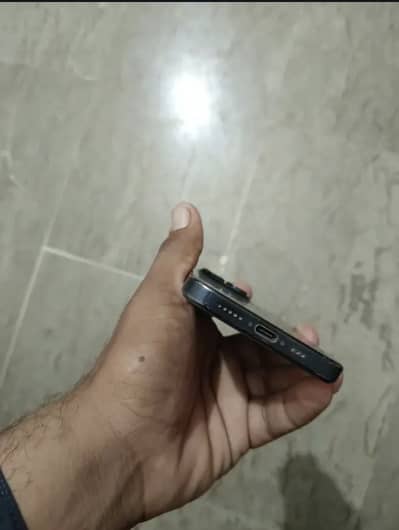 iPhone 15 pro 256gb