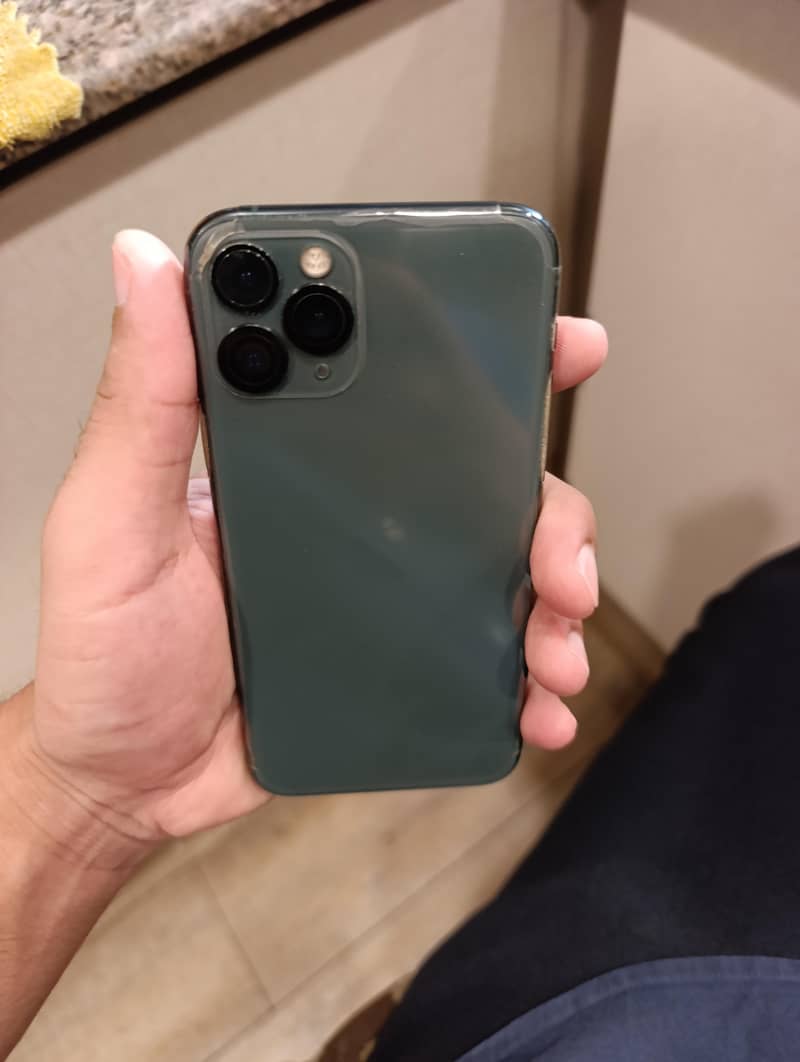 Apple iPhone 11 Pro 1