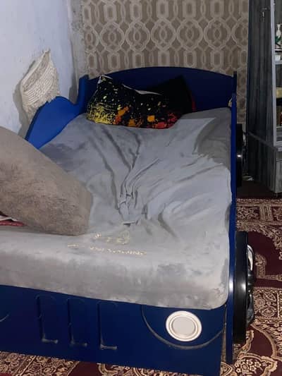 BABY BED WITH METERS FOR SALE