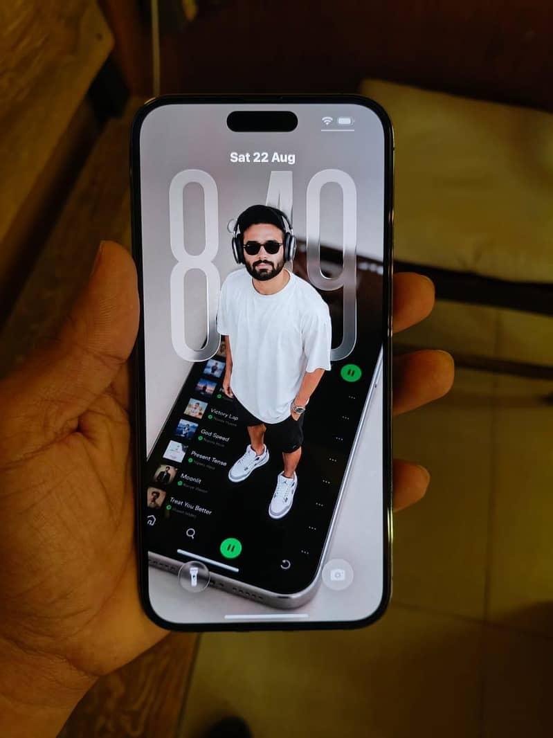 iphone 14 pro max 1