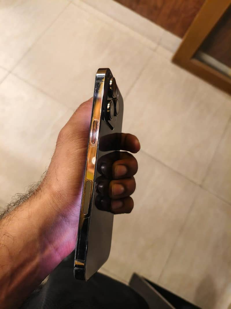 iphone 14 pro max 6