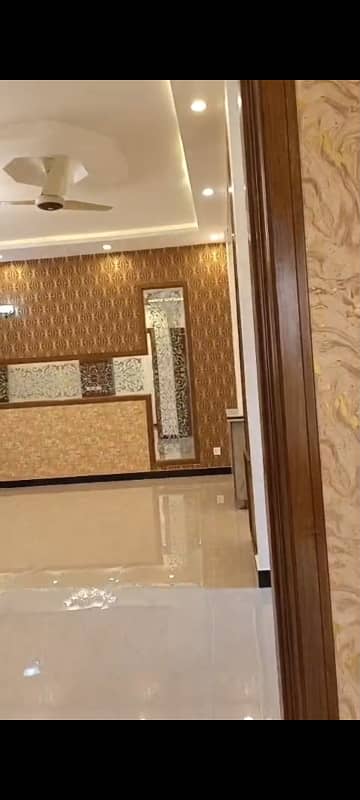 Bahria town phase 8 15 marla house with 5 marla lawn available for sale