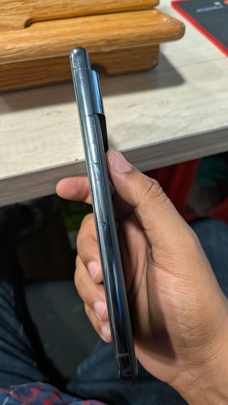 Google Pixel 8 Pro 6