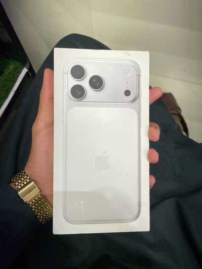 Apple iPhone 17 Pro Max | Box Pack