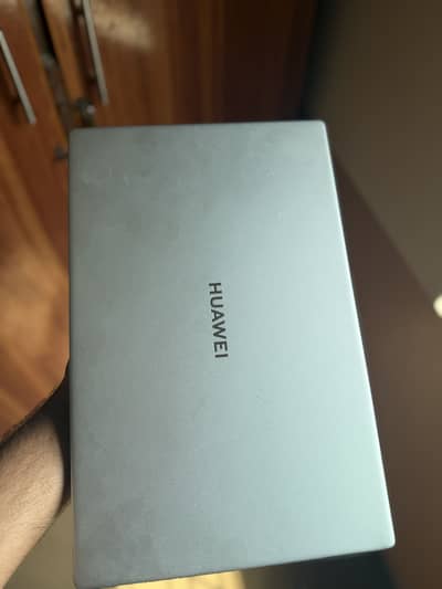 Huawei MateBook D15 | 11th Gen Core i3 | 8GB RAM | 256GB SSD. 200 ok