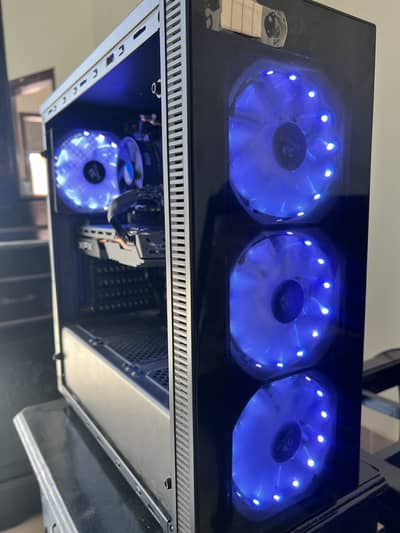I5 9th gen, 32 gb ram, rx 580 series