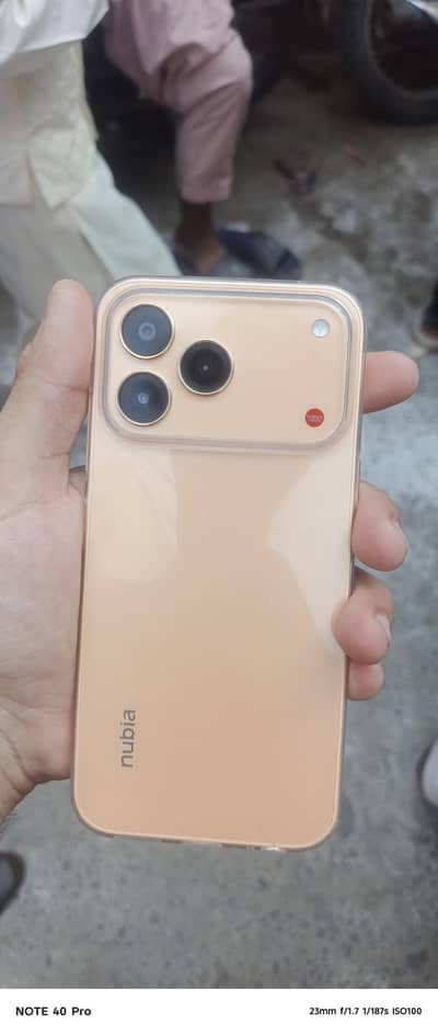 Zte nubia v80 pro