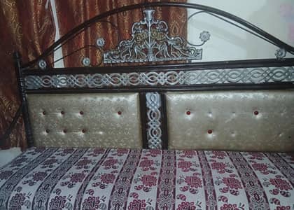Bed and Sofa Set