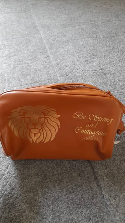 Makup bag