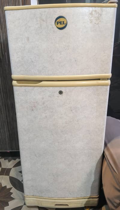 pel refrigerator all ok hai colling ma bi ok hai