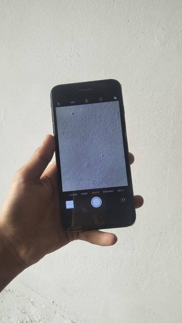 Apple iPhone 7 Plus 0