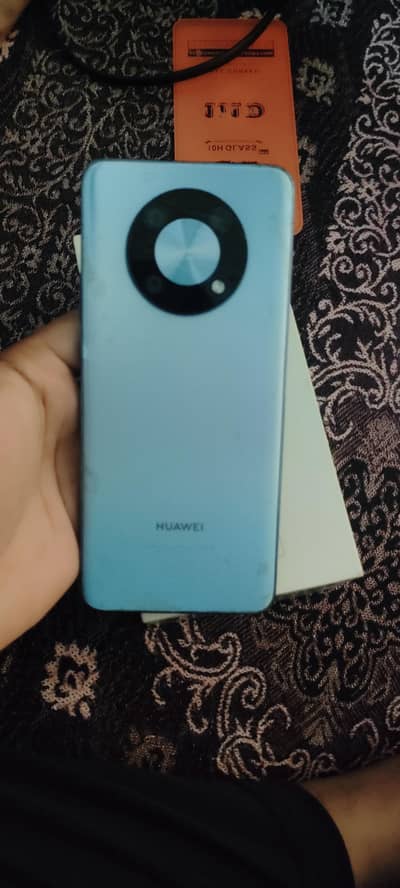 Huawei Nova Y90