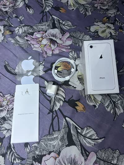 Iphone 8 Box and Charger Only