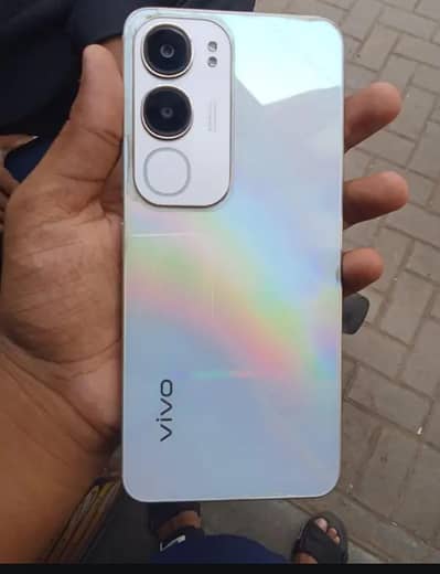Vivo Y19s