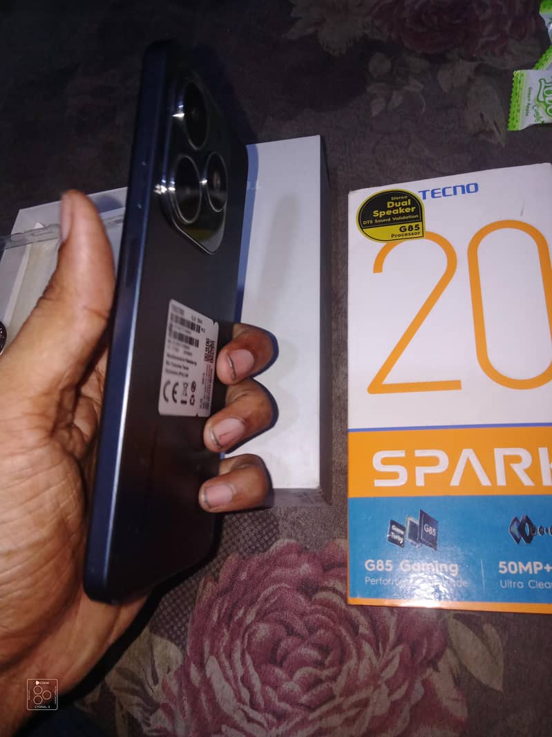Tecno Spark 20 Pro 2