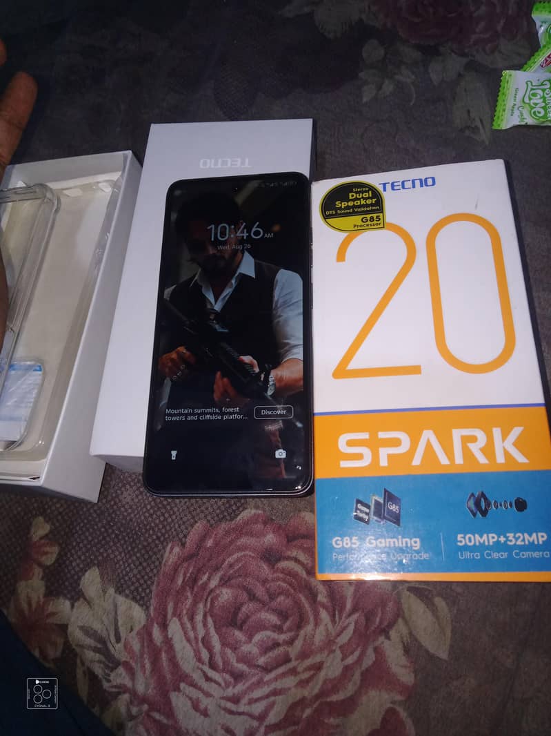 Tecno Spark 20 Pro 4