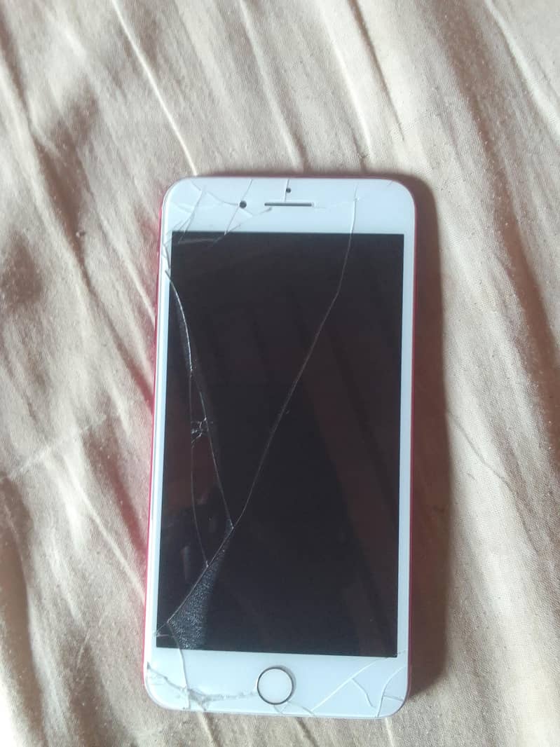 Apple iPhone 7 Plus 1