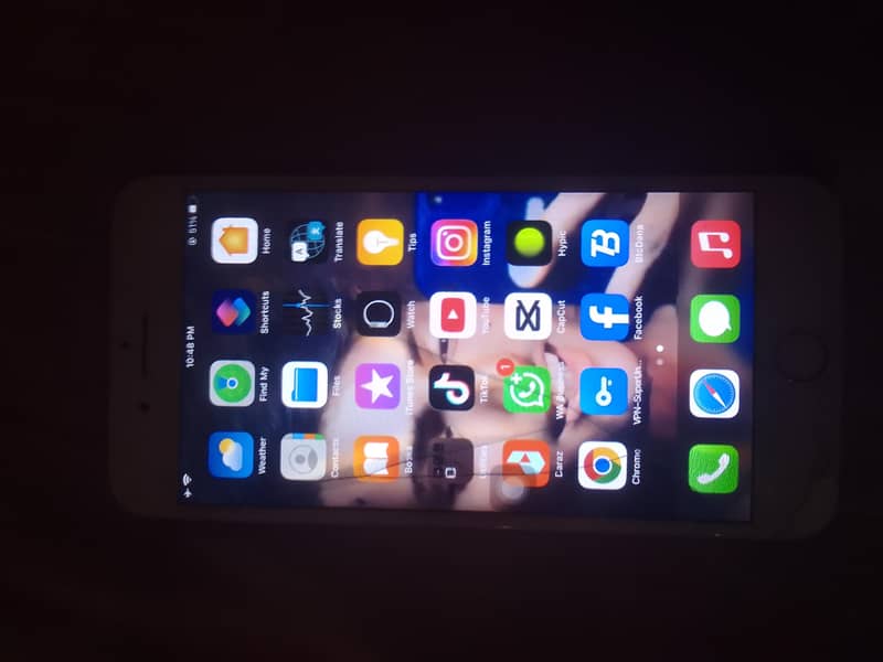 Apple iPhone 7 Plus 2