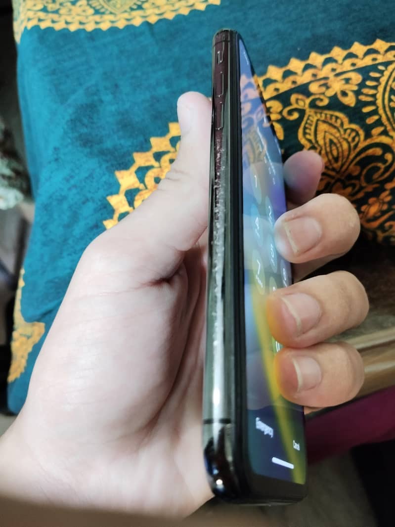 Apple iPhone X 2