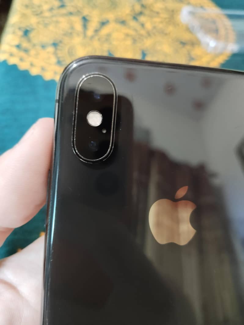 Apple iPhone X 5