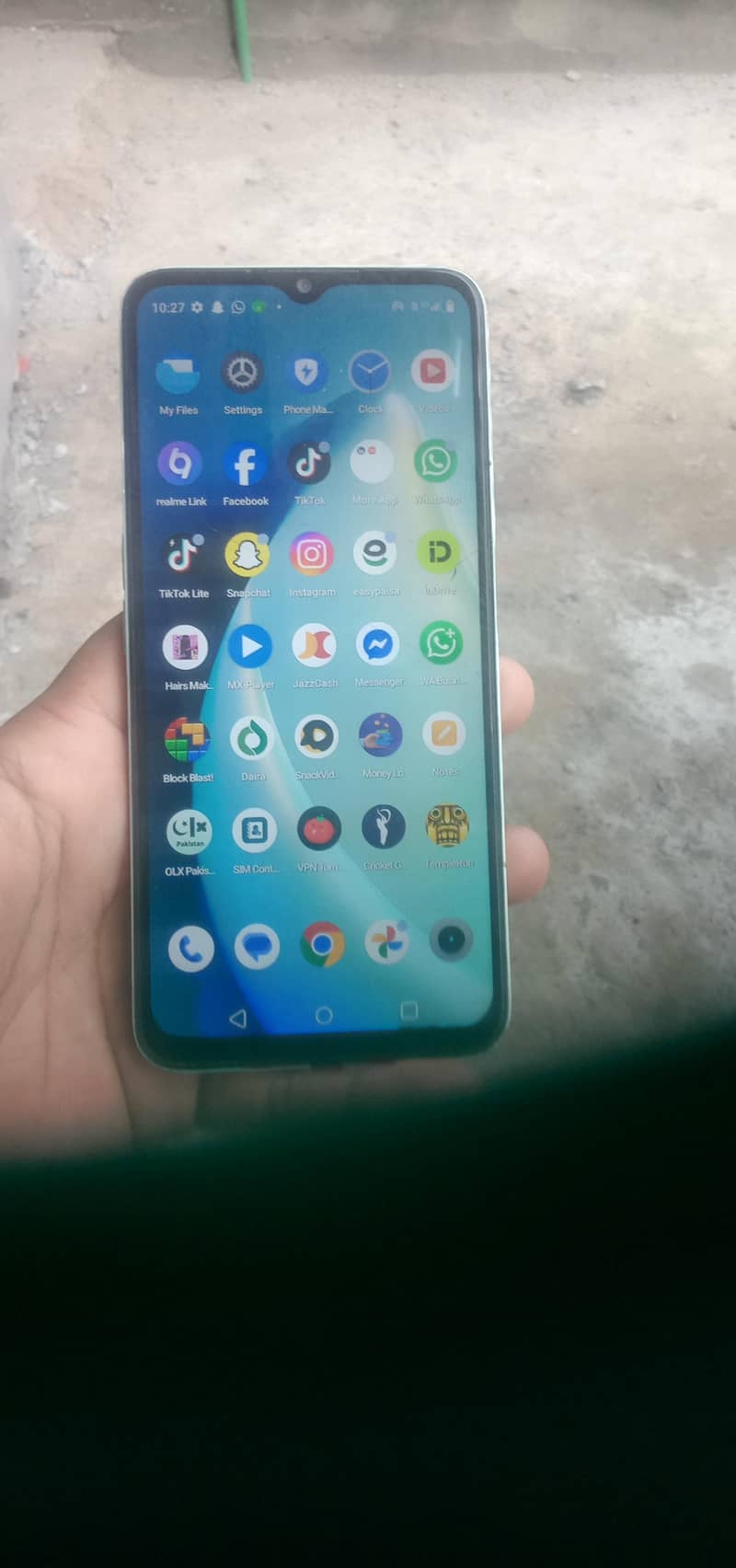 Realme C35 6