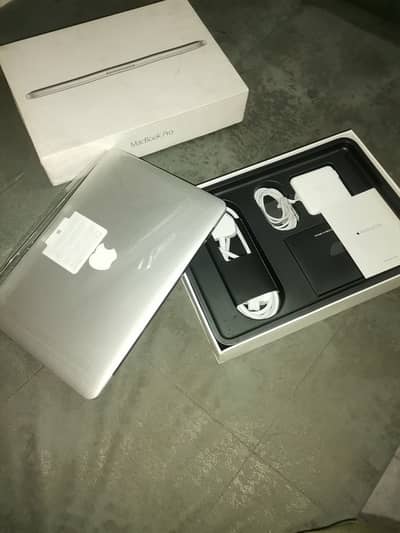 Apple MacBook Pro 13-inch 2015, Like New condition