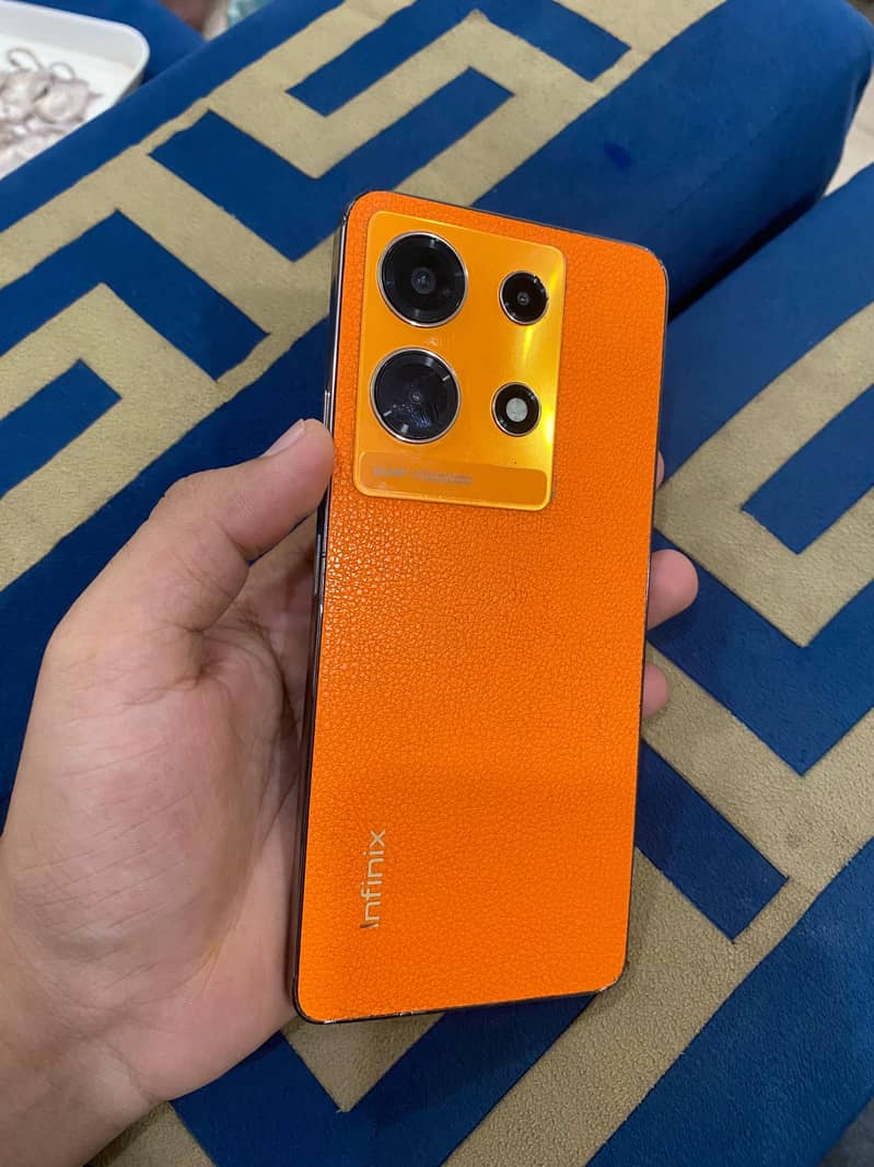 Infinix Note 30 1
