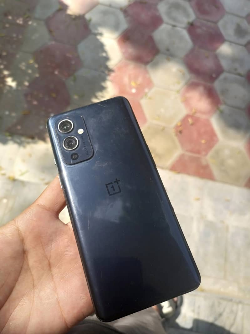 OnePlus 9 5g 1