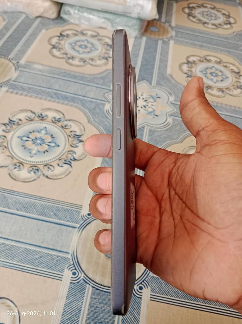 Realme 13 Plus 2