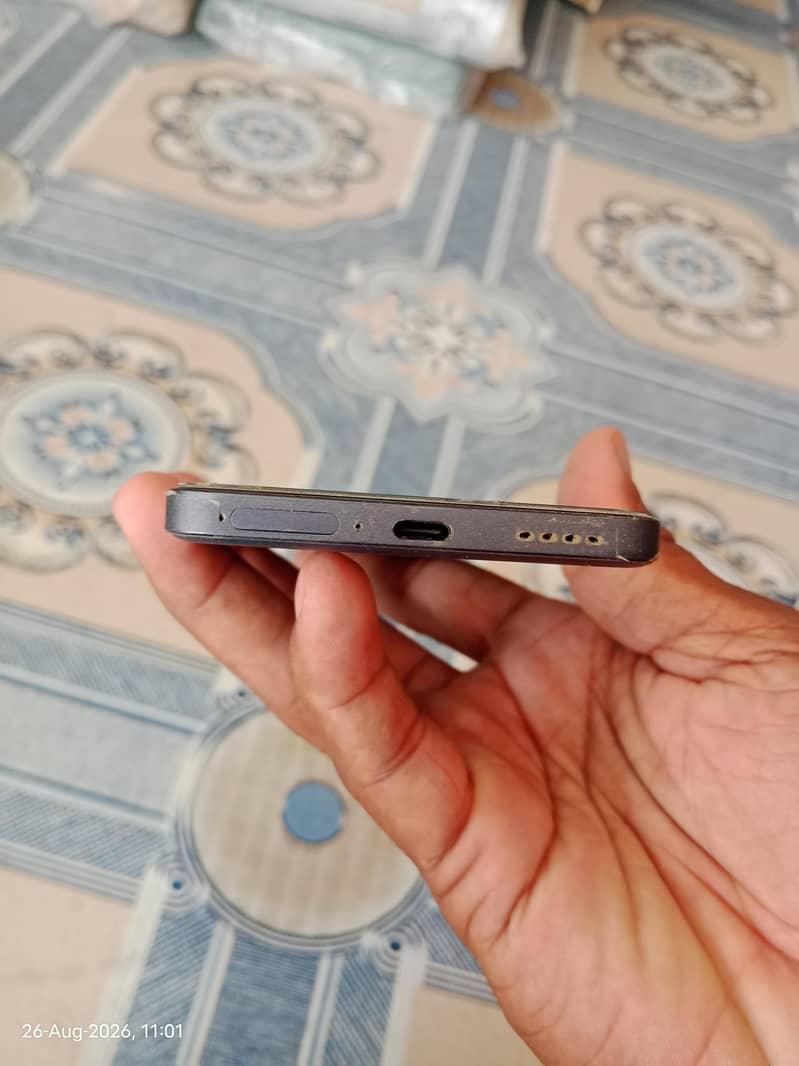 Realme 13 Plus 3