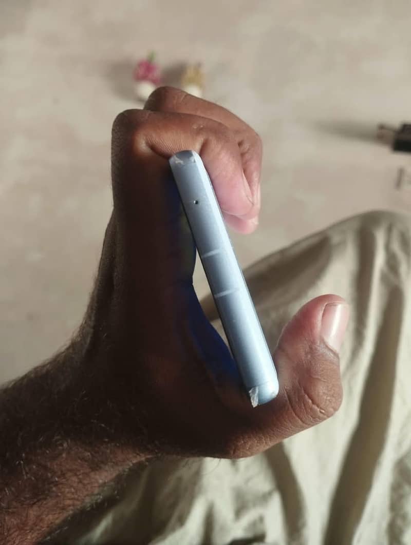 Google Pixel 7a 3