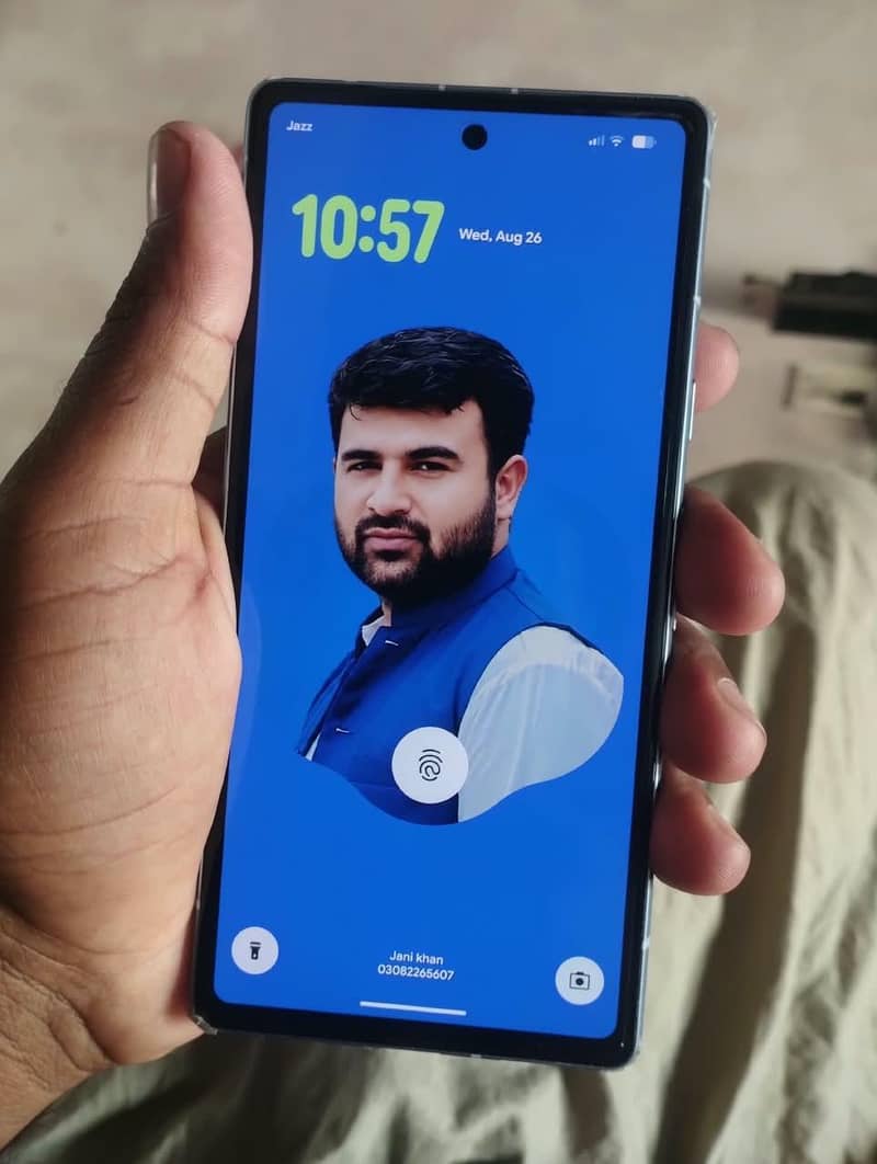 Google Pixel 7a 5