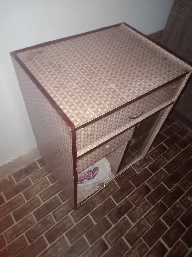 Computer Table 3