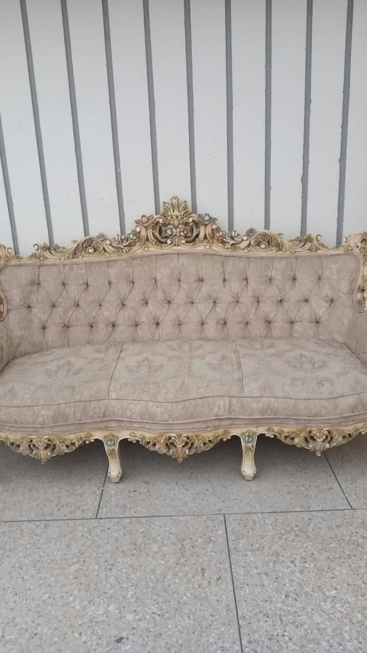 Sofa Set with divider 0