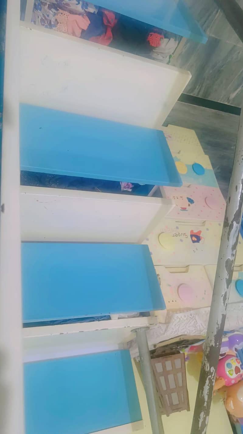 bunk bed and dressing 2