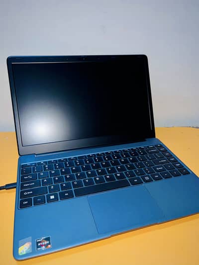 Laptop for sale ryzon fast processor