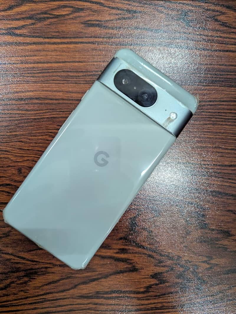 Google Pixel 8 3