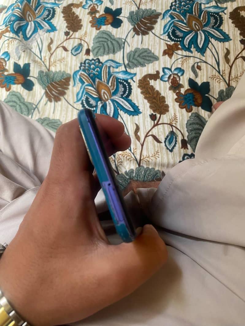 Vivo V21 2