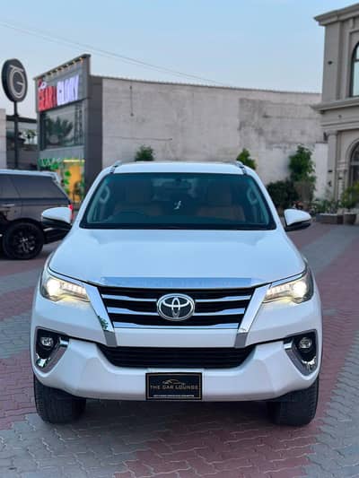 Toyota Fortuner V 2018