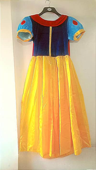 Snow white dress