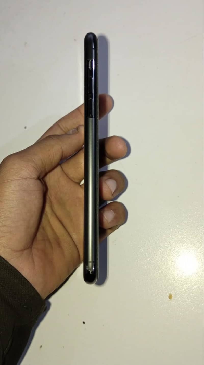 Apple iPhone 11 Pro Max 5