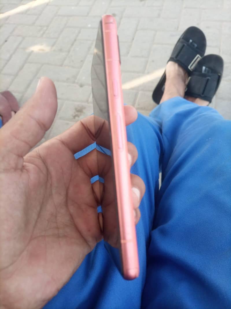 Google Pixel 7a 3