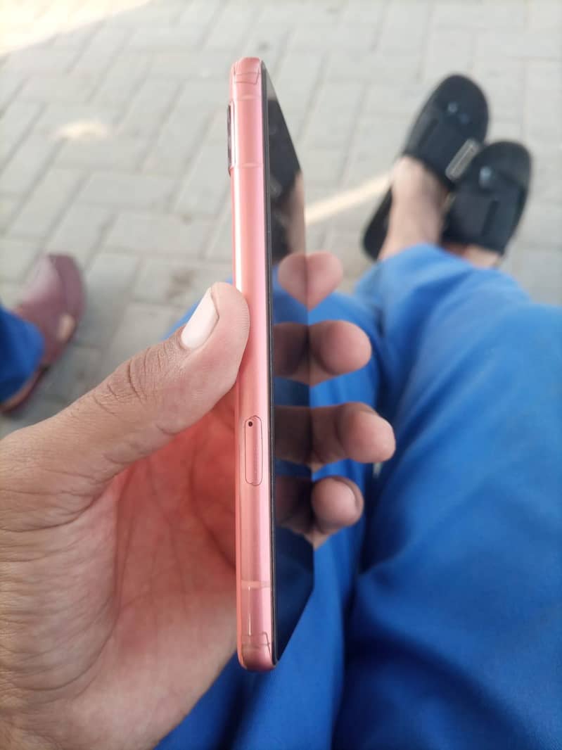 Google Pixel 7a 4