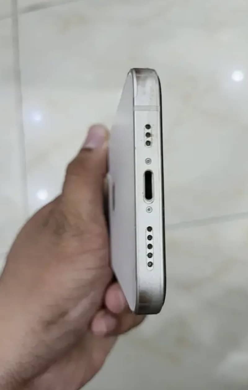 Apple iPhone 12 1