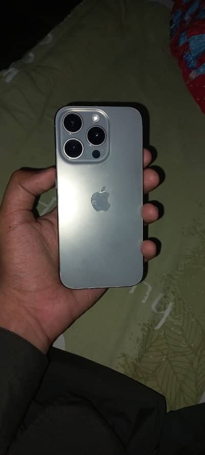Apple iPhone 15 Pro