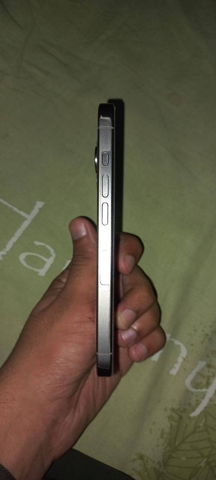 Apple iPhone 15 Pro 2