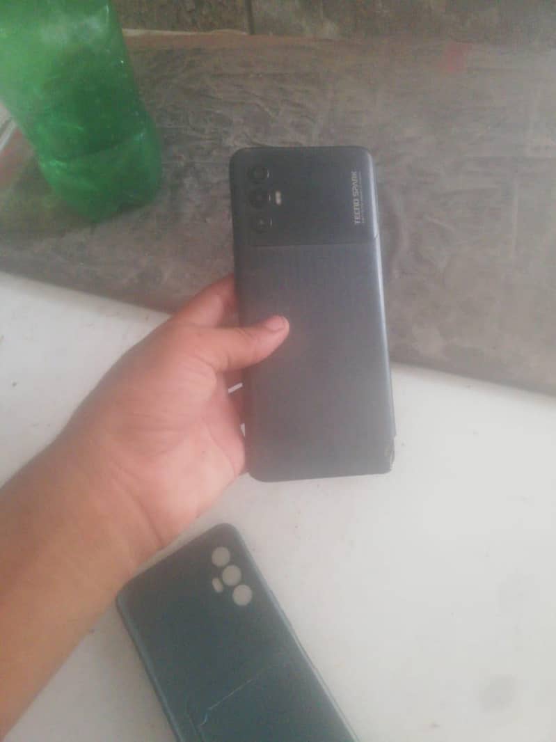 Tecno Spark 8 Pro 0